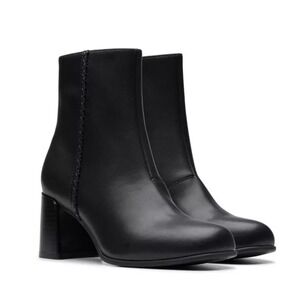 Clarks Women's Collection Keirsta Faye Block Heel Leather Braided Boots Size 7